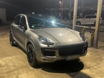 Gebraucht Porsche Cayenne Turbo 519 PS (381 kW) 2015 SUV