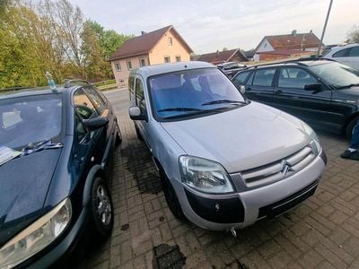 Second-hand Citroën Berlingo 108 CP (79 kW) 2003 Argintiu Monovolum