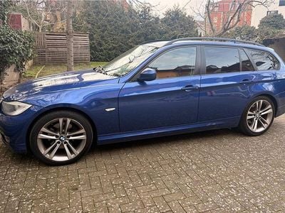 Gebraucht BMW 318 143 PS (105 kW) 2009 Blau Kombi