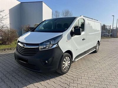 Gebraucht Opel Vivaro 125 PS (91 kW) 2018 Weiß Van / Kleinbus