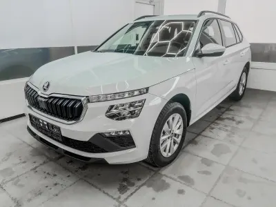 Neu Skoda Kamiq Easy 2026 Moon weiss 2y2y SUV
