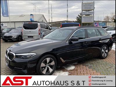 Schwarz Gebraucht 2023 BMW 520 Kombi | 31.980 € (Guter Preis)
