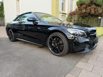 Gebraucht Mercedes C200 AMG 184 PS (135 kW) 2023 Schwarz  unilack Cabrio