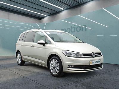 Gebraucht VW Touran Highline 150 PS (110 kW) 2024 Silber Van / Kleinbus