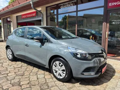 Gebraucht Renault Clio Life 76 PS (55 kW) 2019 Städtisches grau Kleinwagen