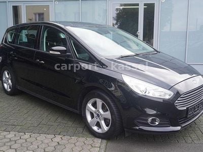 Schwarz Gebraucht 2016 Ford S-MAX Business Edition Van / Kleinbus | 13.990 € (Fairer Preis)