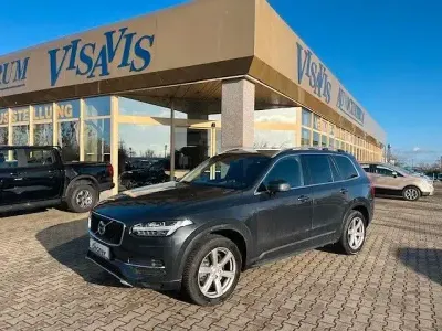 Begagnad Volvo XC90 Momentum 235 HK (172 kW) 2019 Grå SUV