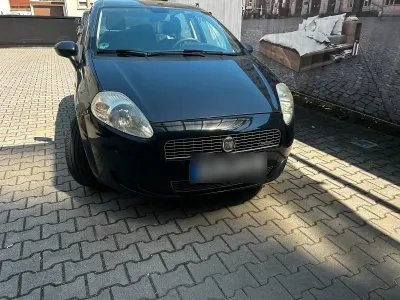 Gebraucht Fiat Grande Punto 75 PS (55 kW) 2009 Blau Kleinwagen