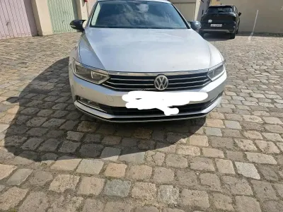 Gebraucht VW Passat 150 PS (110 kW) 2015 Grau Kombi