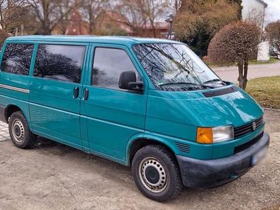 Gebraucht VW T4 116 PS (85 kW) 1999 Grün Van
