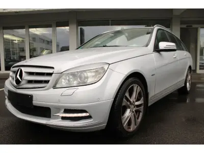 Gebraucht Mercedes C180 156 PS (114 kW) 2011 Silber Kombi