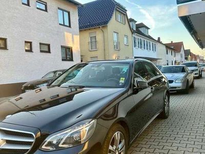 gebraucht Mercedes E220 T BlueTEC 9G-TRONIC