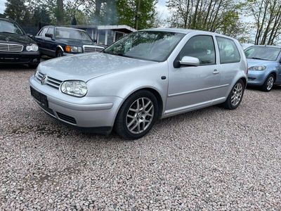 gebraucht VW Golf IV Benzin 1.4 mit 05.2025 TÜV und Klimaautomatic, viel NEU