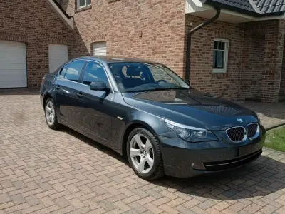 Gebraucht BMW 520 Advantage 175 PS (128 kW) 2008 Grau Limousine