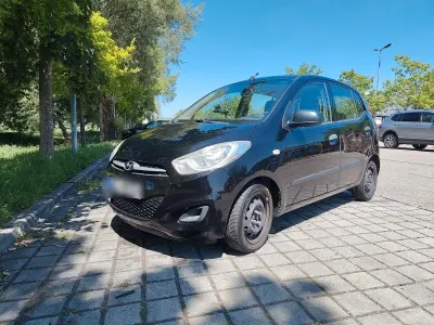 Gebraucht Hyundai i10 Classic 69 PS (50 kW) 2011 Schwarz Kleinwagen