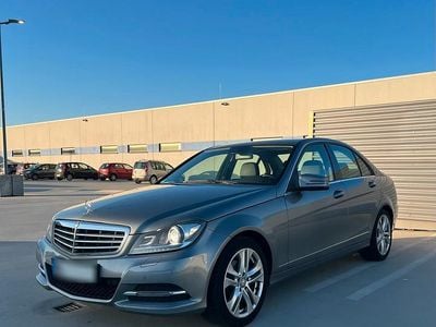 Gebraucht Mercedes C180 Avantgarde 156 PS (114 kW) 2014 Limousine