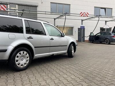 VW Golf IV