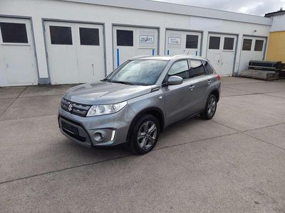 Gebraucht Suzuki Vitara Comfort 120 PS (88 kW) 2015 Grau SUV