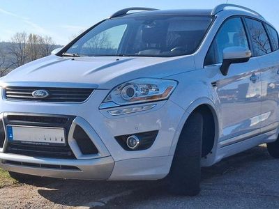 Usata Ford Kuga Individual 163 CV (119 kW) 2012 Bianco SUV