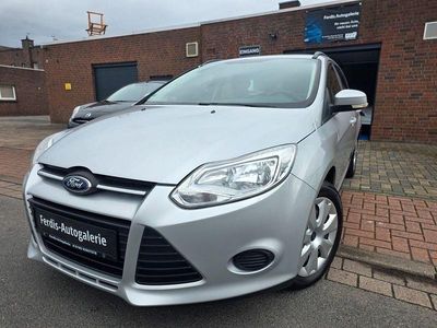 Gebraucht Ford Focus 105 PS (77 kW) 2012 Silber Limousine
