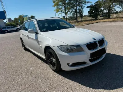Gebraucht BMW 318 2008 Weiß Kombi