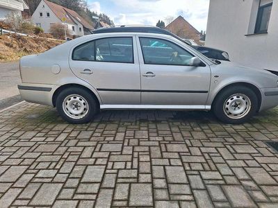 Gebraucht Skoda Octavia 102 PS (75 kW) 2002 Silber Limousine