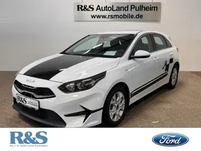 Gebraucht Kia Ceed Vision 101 PS (74 kW) 2022 Weiss Kleinwagen