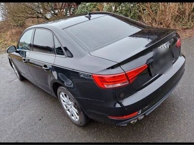 gebraucht Audi A4 schwarz