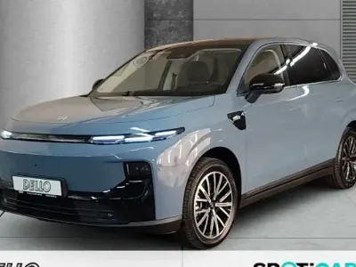 Usata Leapmotor B10 160 kW (218 CV) 2025 Blu SUV