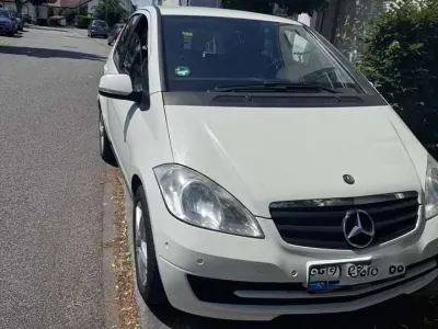 Gebraucht Mercedes A180 Classic 109 PS (80 kW) 2009 Limousine