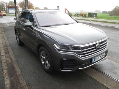Gebraucht VW Touareg R-line 231 PS (169 kW) 2022 Siliziumgrau metallic SUV