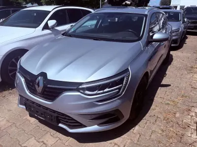 Gebraucht Renault Mégane GrandTour Business 116 PS (85 kW) 2021 Silber Kombi