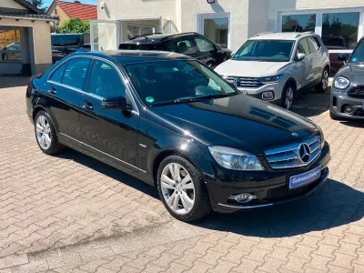 Gebraucht Mercedes C200 Avantgarde 184 PS (135 kW) 2009 Schwarz Limousine