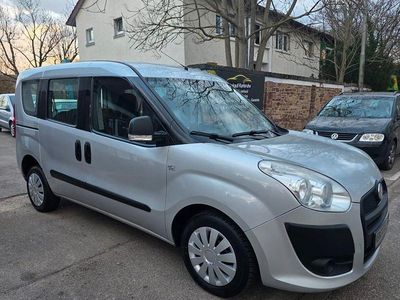 Usata Fiat Doblò Dynamic 105 CV (77 kW) 2010 Argento Monovolume