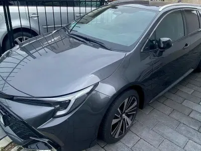 Gebraucht Toyota Corolla 2025 Grau Kombi