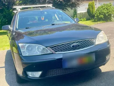 Gebraucht Ford Mondeo Ghia 131 PS (96 kW) 2005 Schwarz Limousine