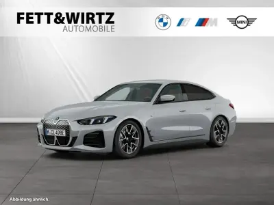 Usata BMW i4 M Sport 294 kW (401 CV) 2025 Grigio Berlina