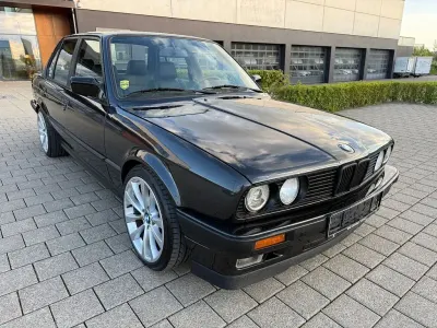 Gebraucht BMW 318 Performance 286 PS (210 kW) 1989 Schwarz Limousine