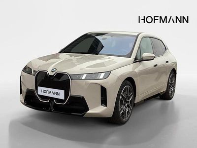 Nouă BMW iX M Sport 300 kW (408 CP) 2026 Gri SUV