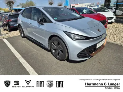 Używany Cupra Born 169 kW (231 KM) 2023 Srebrny Hatchback
