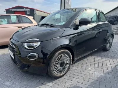 Neu Fiat 500 Icon 65 PS (47 kW) 2026 Schwarz