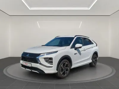 Gebraucht Mitsubishi Eclipse Cross Select 98 PS (72 kW) 2022 Weiß SUV