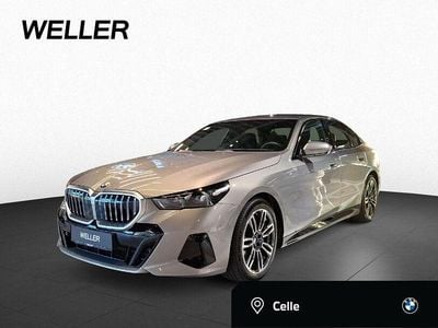 Gebraucht BMW 540 Shadowline 303 PS (222 kW) 2024 Oxid grey ii (schwarz) Limousine