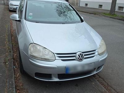Begagnad VW Golf V Goal 102 HK (75 kW) 2007 Silver Sedan