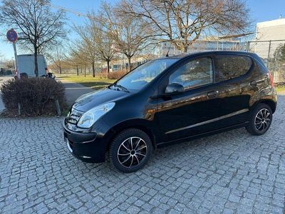 Nissan Pixo