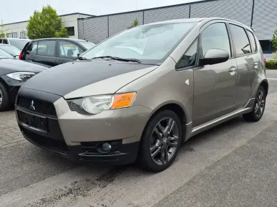 Occasion Mitsubishi Colt Motion 95 PK (69 kW) 2010 Grijs Hatchback