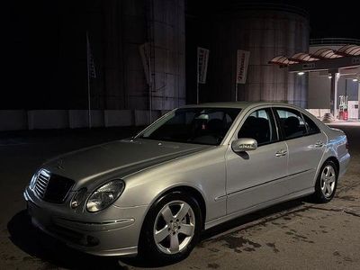Gebraucht Mercedes E200 Avantgarde 163 PS (119 kW) 2006 Silber Limousine