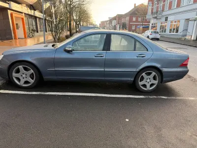 Gebraucht Mercedes S500 306 PS (225 kW) 2002 Blau Limousine