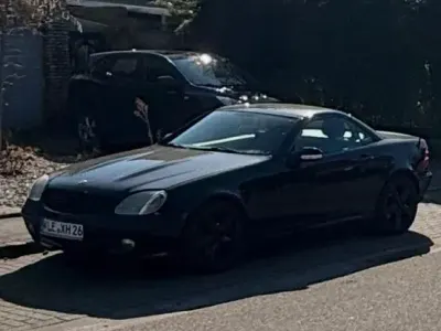 Gebraucht Mercedes SLK230 163 PS (119 kW) 2002 Schwarz Cabrio