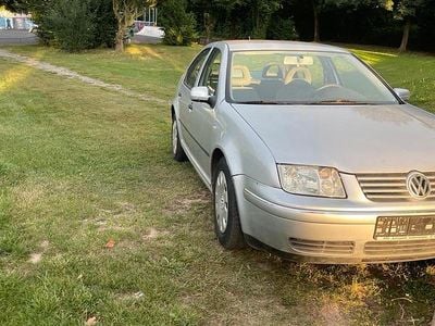 Gebraucht VW Bora 105 PS (77 kW) 2000 Grau Limousine